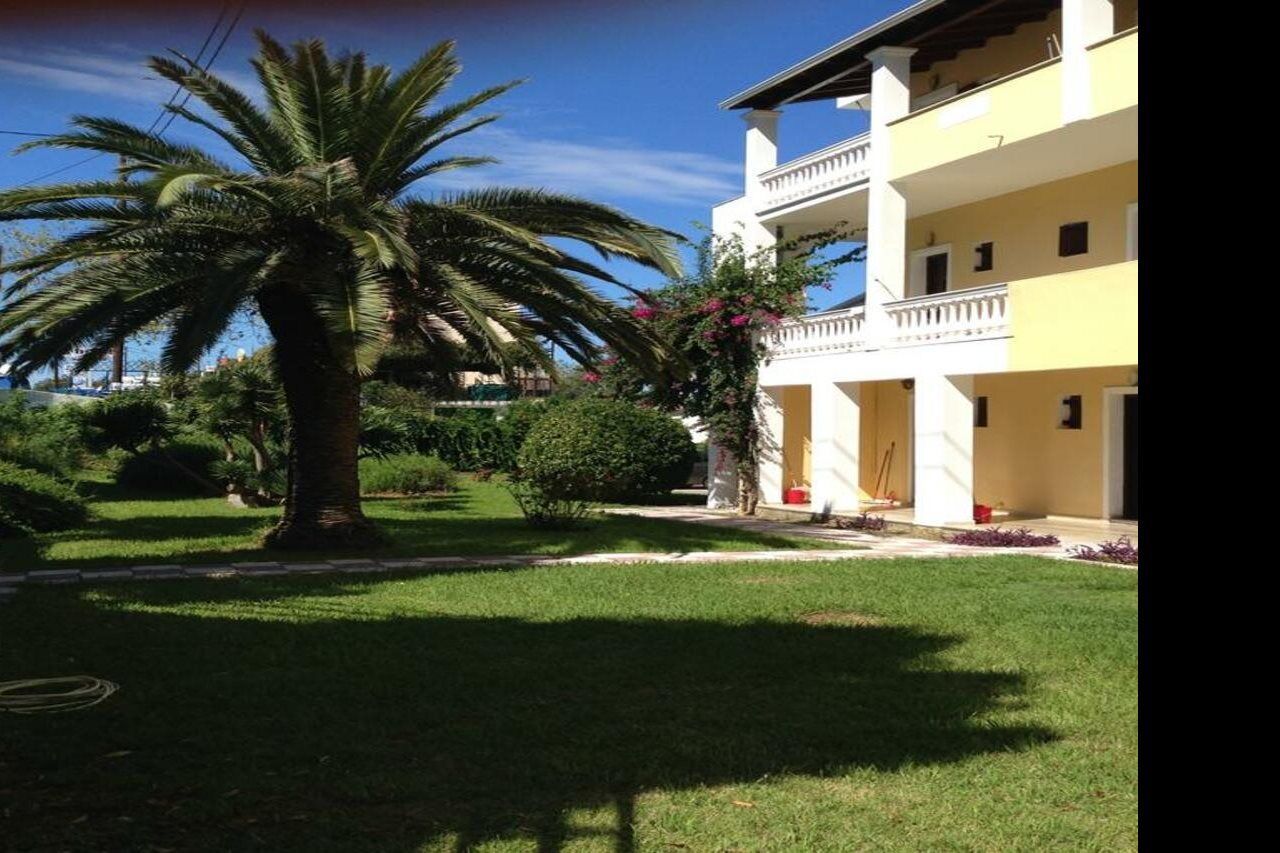Tzilios Apartament *